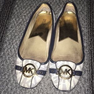 Michael Kors super cute flats size 10 women